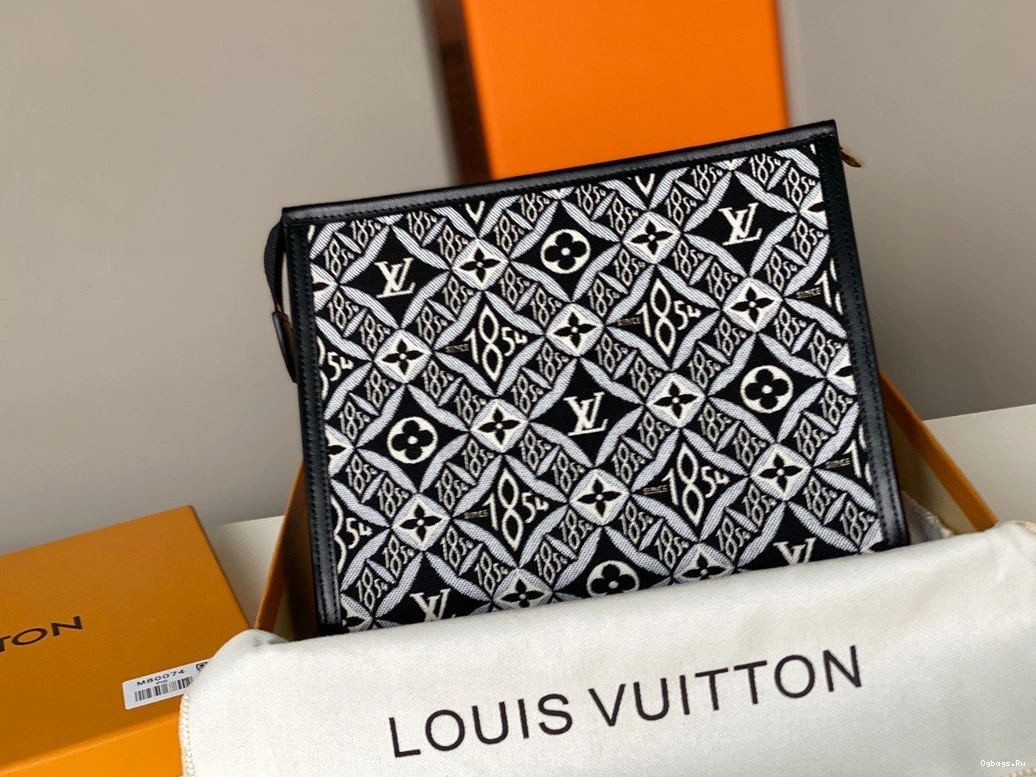 POUCH SINCE VUITTON TOILETRY 26 1854 LOUIS 0113